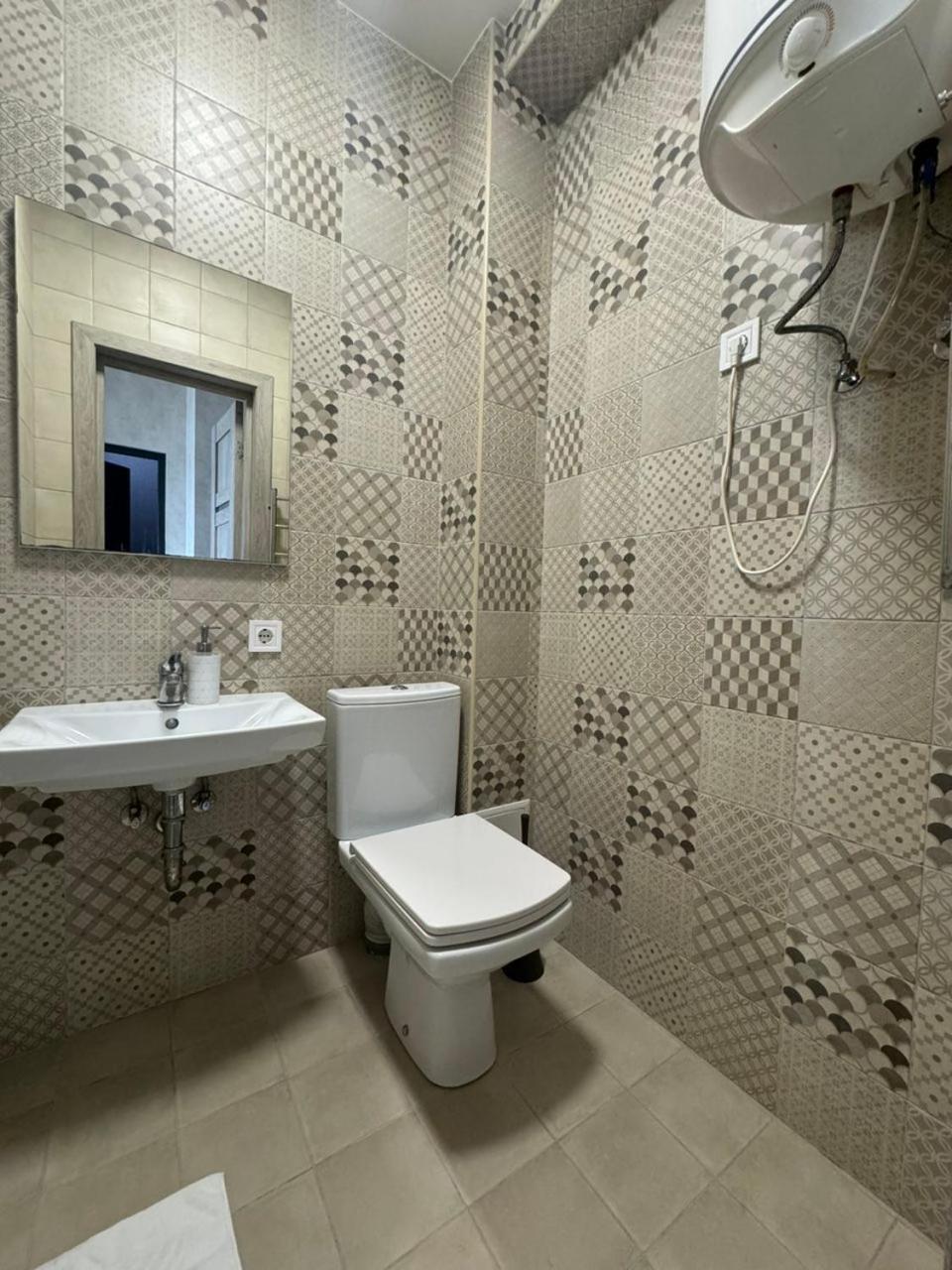 Solo Apartment Virmenska Kyiv Exterior photo
