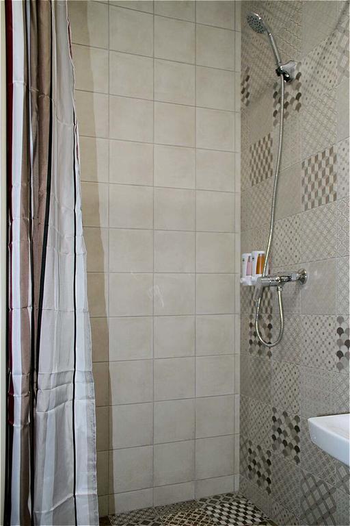 Solo Apartment Virmenska Kyiv Exterior photo